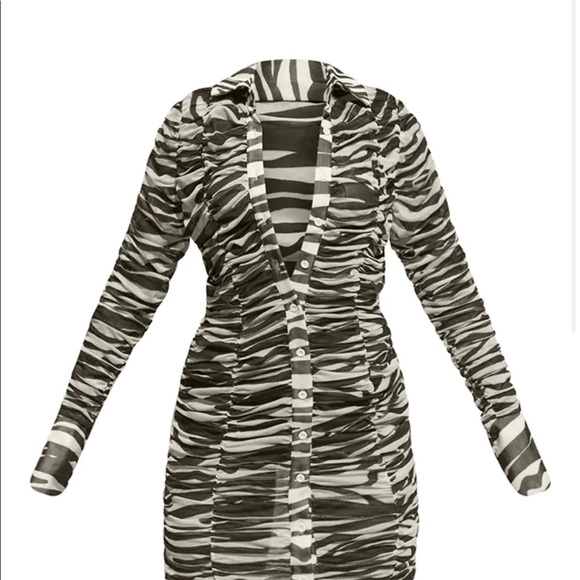 Monochrome Zebra Print Mesh Ruched Oversized Cuff Shirt Dress - Picture 3 of 3